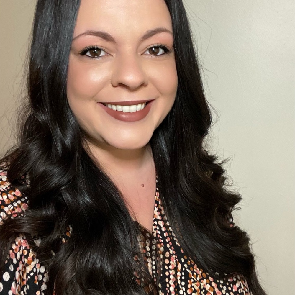 Meet your Posher, Justina